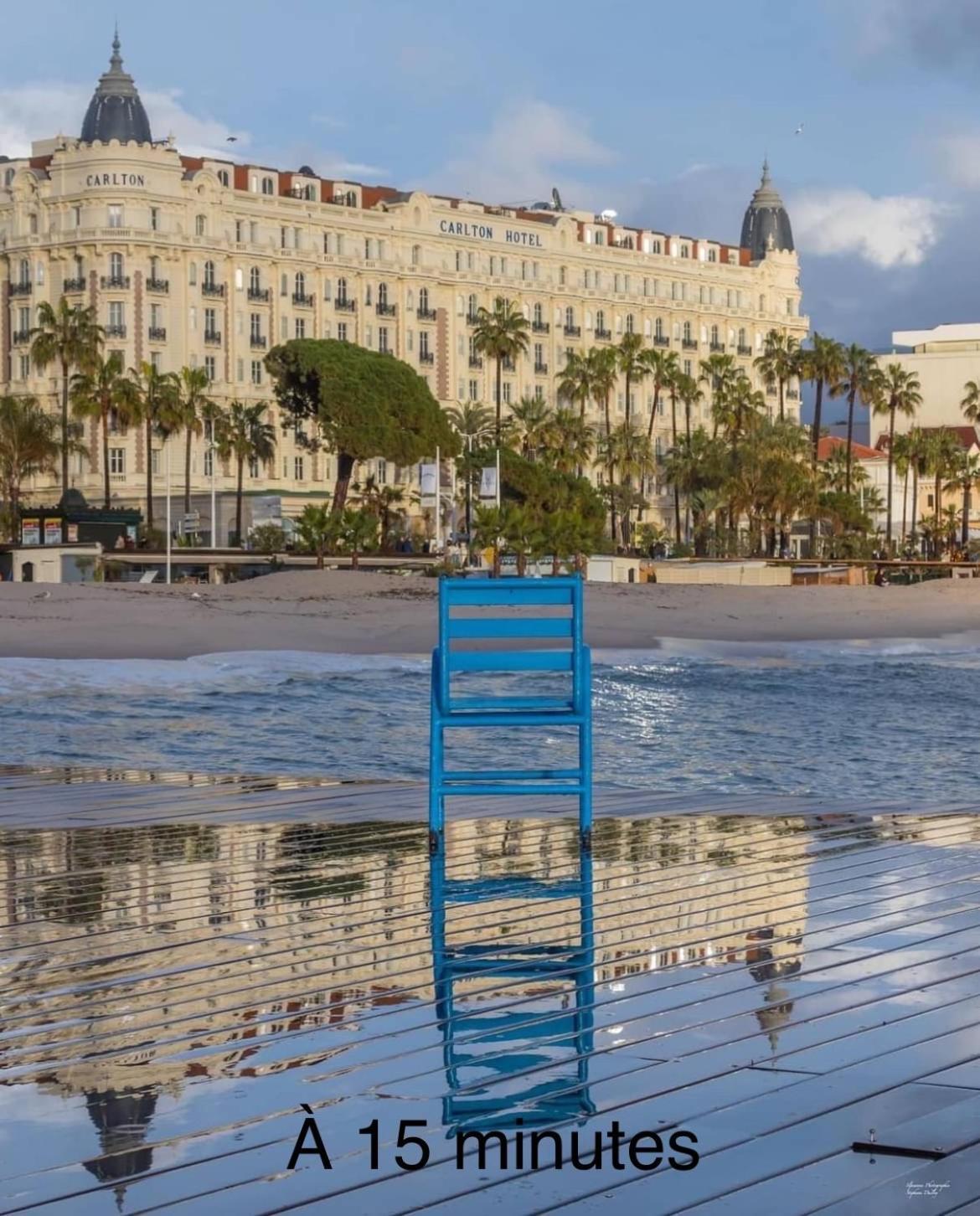 Villa Nomade Proche De Cannes ヴァロリス エクステリア 写真